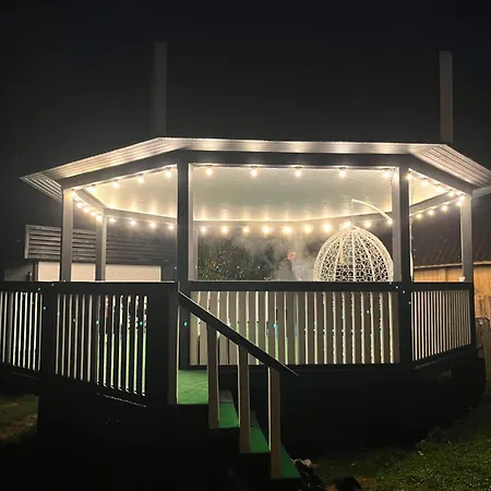 будиночок в&w у карпатах Apartment *